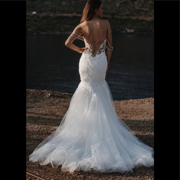 Milla Nova- BRAND NEW 2022 BLANCA DRESS- never worn (L) - Picture 4 of 4